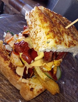 R50 - Toasted, Chips, Polony, Vienna, Lettuce, Cucumber, Cheese, Russian, Egg & Patty